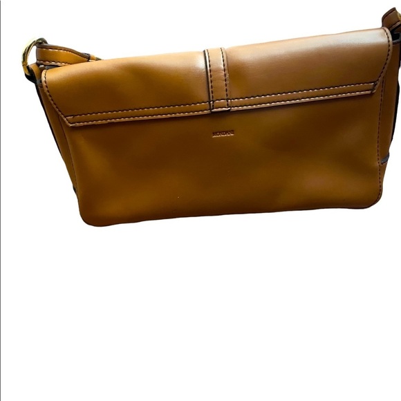 Mondani New York Faux Leather Camel Colored Shoulder Purse - Picture 9 of 11